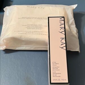 Mary Kay Oil free makeup remover and disposable facial cloths, new